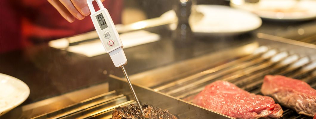 Digital vs Analogue Thermometers Digital vs Analogue Thermometers